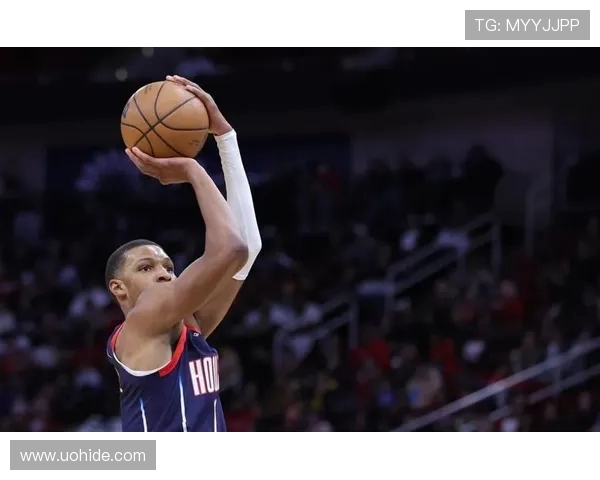 杰明高效外线火力全开全场十一中六三分九中五砍下二十分引领进攻